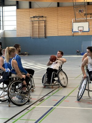 Falcons Freren triumphiert mit doppeltem Heimsieg– Tabellenführung in der Oberliga!