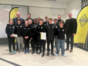 motion_photo_1738983866779405374