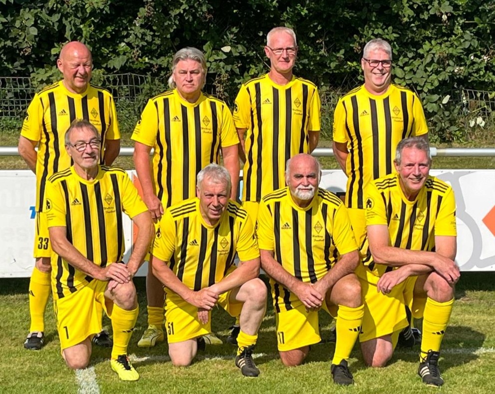 Walking Footballer bei den Urwaldfriesen zu Gast